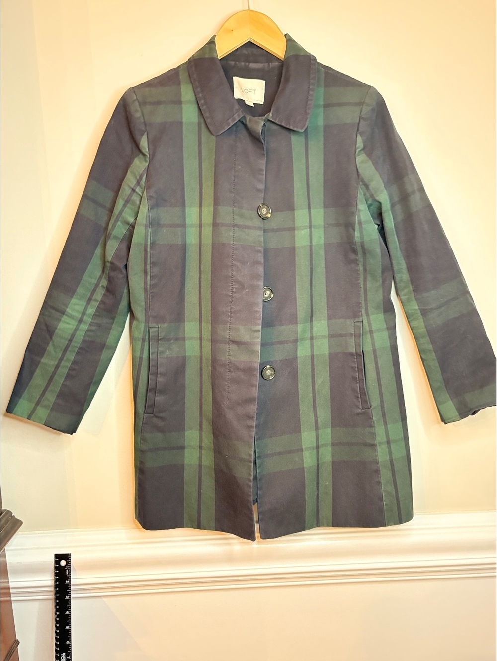 Ann Taylor LOFT green and blue tartan utility jacket M